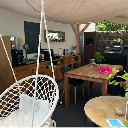 Lägenhet Ferienwohnung Mit Garten
